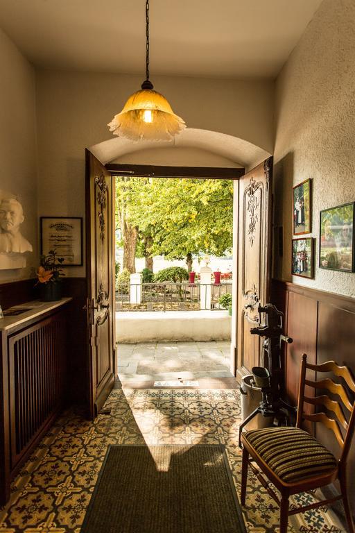 Hotel Leyscher Hof Leutesdorf Экстерьер фото